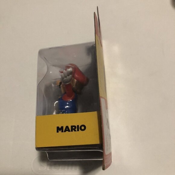 Super Mario World of Nintendo 2.5 Inch Figure | Open Arms Mario Figurine - Picture 6 of 7